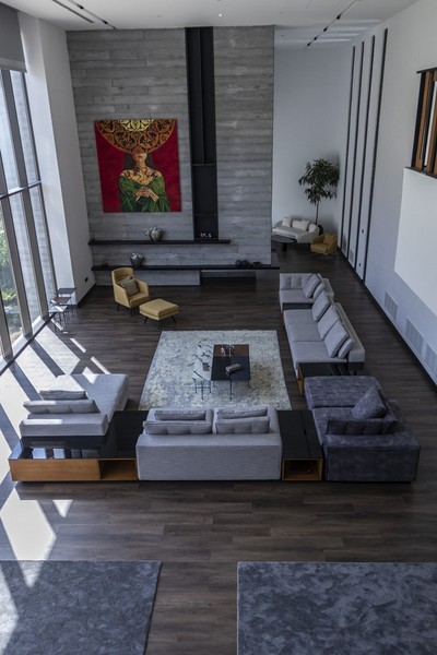 Mr Mahjurian Villa 2023 main image